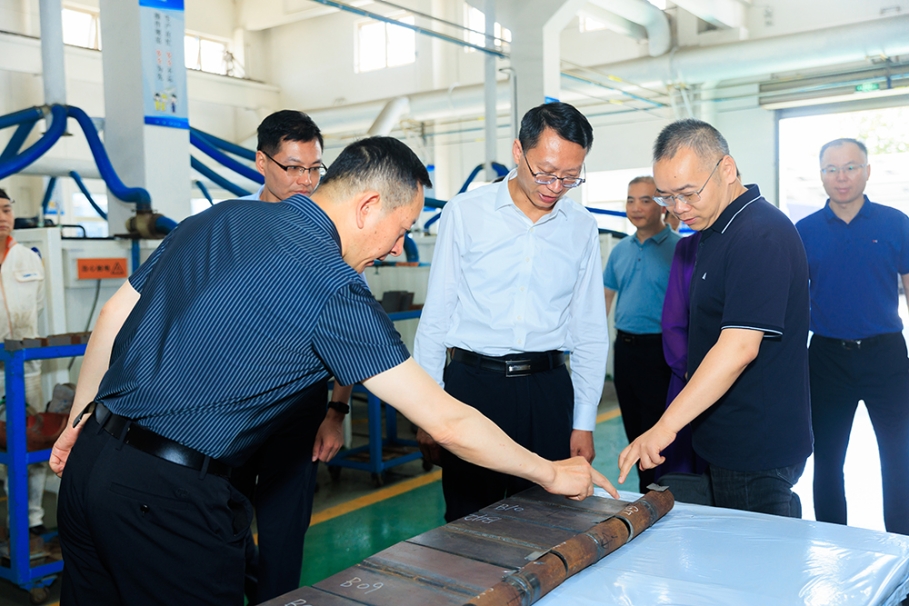 1799e5c3b2264efef99e174b4dbbec65 1799e5c3b2264efef99e174b4dbbec65