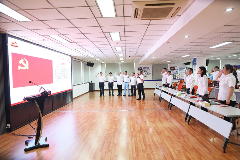 52f5f174108aef44bf6b8be990a18cf1 52f5f174108aef44bf6b8be990a18cf1